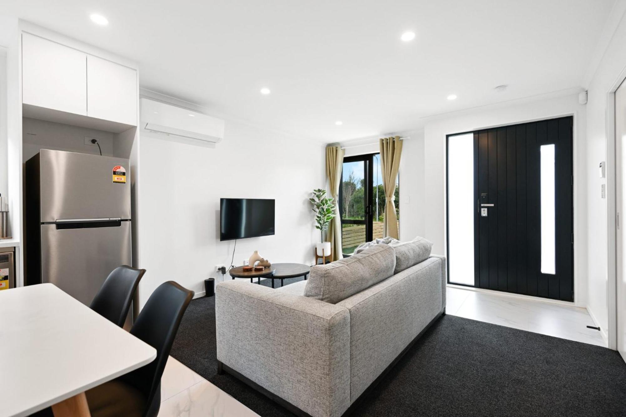 Villa Modern & Cozy New Build Retreat Hamilton Exterior foto